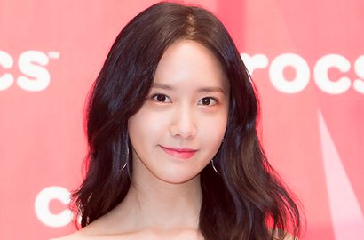 Dandan Santai ke Bandara, Penampilan Memukau Yoona SNSD Banjir Pujian