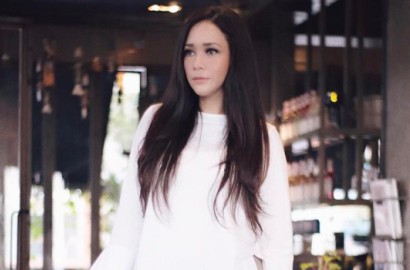 Maia Estianty Ternyata Ajak Irwan Danny Sang 'Kekasih' Tonton Konser Coldplay?