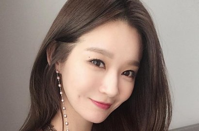 Pamer Belahan Dada, Kang Min Kyung Davichi Malah Dituding Oplas Total