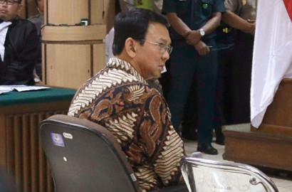 Surat Tuntutan Belum Selesai, Netter Ramai Sindir JPU Sidang Ahok