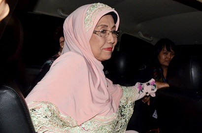 Heboh Kabar Pernikahan Bakal Digelar 16 April, Nani Wijaya Masih Bungkam