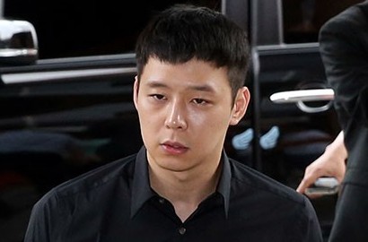 Bakal Nikah, Calon Istri Yoochun Ternyata Cucu CEO Perusahaan Terkenal?