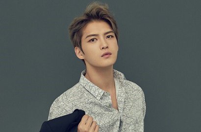 Posting Foto Ini Setelah Kabar Pernikahan Yoochun, Jaejoong Bikin Fans Khawatir