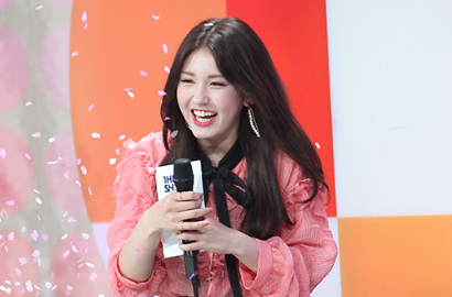 Jeon Somi Akui Tak Suka Jang Jin Young Punya Banyak Fans