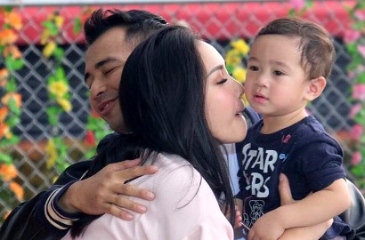 Nagita Galak dan Tekan Dada Putranya, Pengasuh Rafathar Malah Banjir Pujian