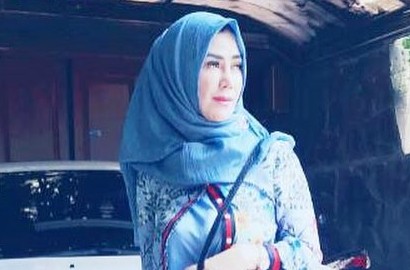 Tak Hadir di Nikahan Adik Nagita Slavina, Ini yang Dilakukan Ibunda Raffi Ahmad