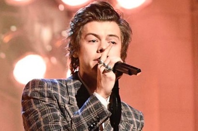 Harry Styles Rilis Single Baru 'Ever Since New York', Inikah Lagu untuk Taylor Swift?