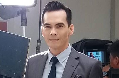 Jalani Sidang Mediasi, Atalarik Syah Dikawal Belasan Bodyguard ke Pengadilan
