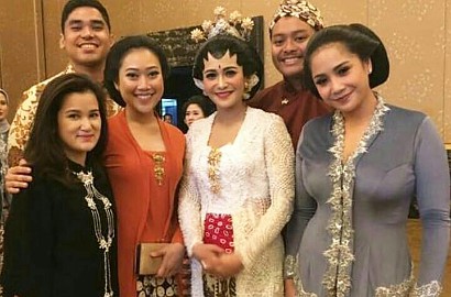 Nagita Dibully Pamer Belahan Dada, Marsha Diejek Oplas dan Nikah Terlalu Sederhana