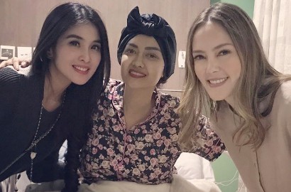 Derita Demam dan Kondisi Makin Drop, Julia Perez Harus Makan Lewat Selang