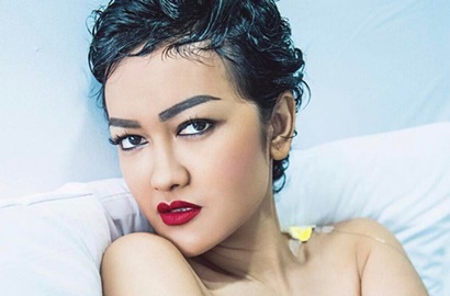 Dipindah ke Ruangan Observasi, Kondisi Julia Perez Kritis Lagi?