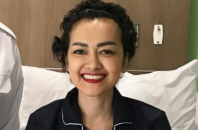 Sempat Bikin Khawatir, Ini Alasan Wajah Julia Perez Ditutupi Kain Hitam