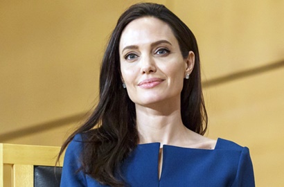 Tak Lagi Seksi, Angelina Jolie Terlihat Makin Kurus Kerempeng