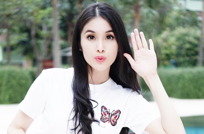 Bagian Perut Bikin Salah Fokus, Sandra Dewi Akhirnya Hamil Anak Pertama?