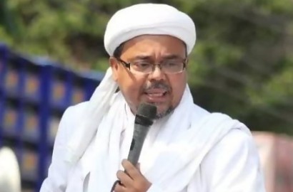 Tak Kunjung Pulang Umroh di Tengah Kasus Hukum, #RizieqPulang Ramai di Twitter