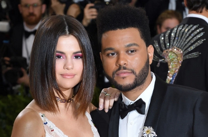 Cinta Mati, Selena Gomez Ngebet Dihamili The Weeknd?