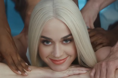 Bikin Muntah, Katy Perry Dimasak Hidup-Hidup di MV 'Bon Apetit'
