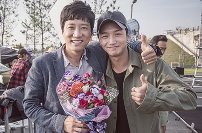 Hadapi Kecelakaan Misterius, Byun Yo Han-Kim Myung Min Putus Asa di Poster 'A Day'?