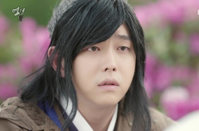 Syuting Terakhir 'Rebel', Yoon Kyun Sang cs Penuh Tangis Perpisahan
