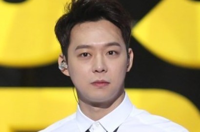 Bahas Video Lawas, Yoochun Pernah Minta Manajer Buang Hadiah Fans?