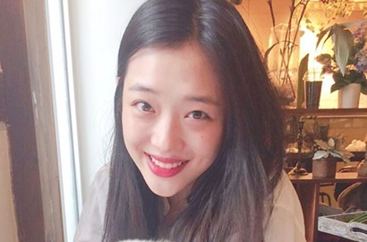 Pamer Paha Mulus, Sulli Bikin Geleng-Geleng Kembali Tak Kenakan Bra