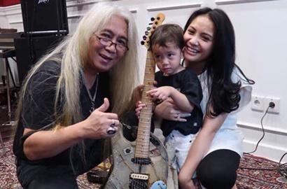 Raffi 'Kabur' Saat Mertua Datang, Netter Bandingkan Ayah Nagita vs Ayu Ting Ting