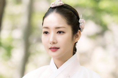 Park Min Young Diturunkan Paksa dari Posisi Ratu di Teaser 'Seven Day Queen'