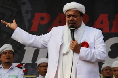 'Diburu' Polisi, Habib Rizieq Bisa Jadi Belum Pulang Sampai Jokowi Tak Lagi Menjabat