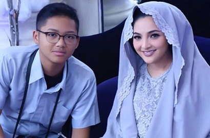 Puji Azriel Kini Lebih Ganteng, Ashanty Sindir Krisdayanti?