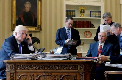 Terungkap, Tim Kampanye Trump Ternyata 18 Kali Kontak dengan Rusia