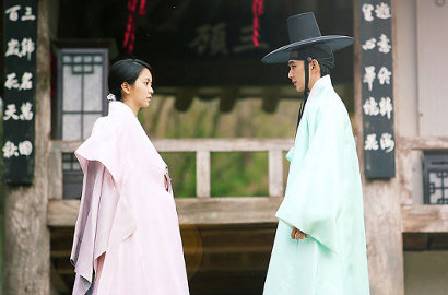 Yoo Seung Ho Cium Kim So Hyun di 'Ruler', Syutingnya Tak Kalah Bikin Baper