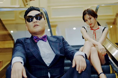 Tak Hanya Na Eun, PSY Juga Gandeng Para Idol Seksi Ini Jadi Model MV Lagunya