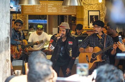 Glenn Fredly Siap Garap Mini Album Band Chico Jericho-Rio Dewanto