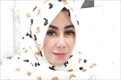 Gara-Gara Foto Jadul Ini, Ibunda Raffi Ahmad Dituding Oplas Hidung