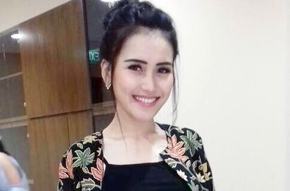 Cantik di Pemotretan, Ayu Ting Ting Tiru Gaya Ariana Grande Hingga CL Eks 2NE1?