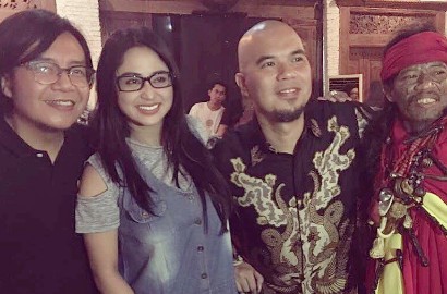 Dhani Asyik Joget Bareng Dewi Persik Saat Ultah ke-45, Dimana Mulan Jameela?