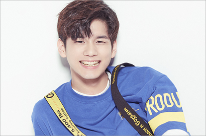 Foto Lawas Beredar, Awas Nangis Lihat Peserta 'Produce 101' Cium Mesra 'Istri'