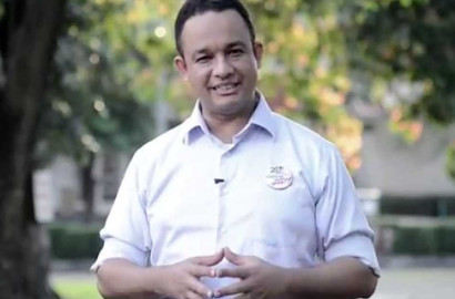 Sang Adik Meninggal Dunia, Kesedihan Anies Baswedan di Kuburan Ridwan
