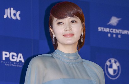 Usai 'Signal', Kim Hye Soo Diincar Jadi Ibu-Ibu di Film Komedi 'Okay Madam'