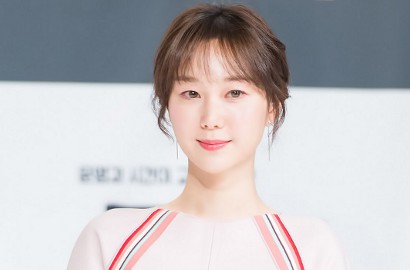 Belum Dapatkan Jung Woo Sung, 'Wolf Brigade' Kini Incar Lee Yoo Young 'Tunnel'