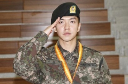 Kembali Jadi Tentara Usai Liburan, Lee Seung Gi Makin Ganteng?