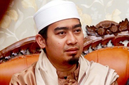 Ditahan di Singapura, Ustadz Solmed: Saya Harus Lambaikan Tangan untuk Buang Air Kecil