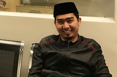 'Ditahan' 10 Jam, Ustadz Solmed Dicurigai Pihak Bandara Singapura Gara-Gara Ini