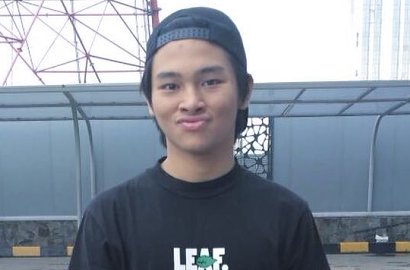 Aldi CJR Curhat Soal Mantan Pacar Lewat Single 'Biar Aku Yang Pergi'?
