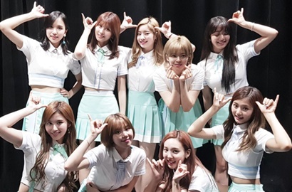 Tampil Keren, Twice Tertegun Sempat Alami Insiden Ini di Dream Concert
