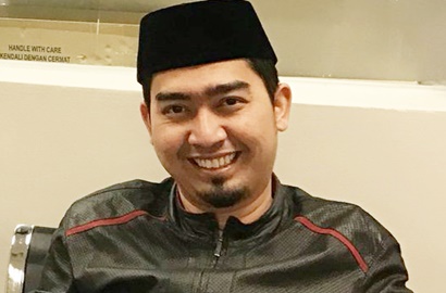 Ditahan 10 Jam di Bandara Changi, Ustaz Solmed Alami Kerugian Ini