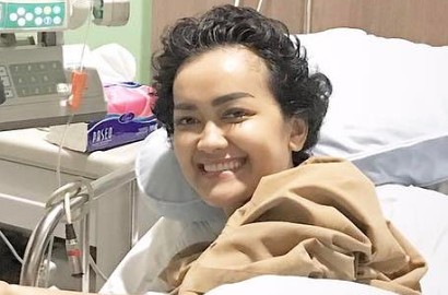 Julia Perez Bakal Lakukan Operasi Besar Hari Ini, Sang Adik Minta Doa