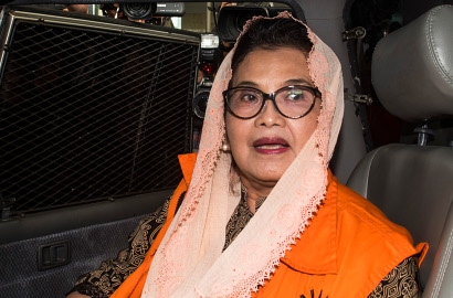 Serahkan Rp 1,3 M ke KPK, Mantan Menkes Siti Fadilah Tetap Tak Akui Suap Alkes