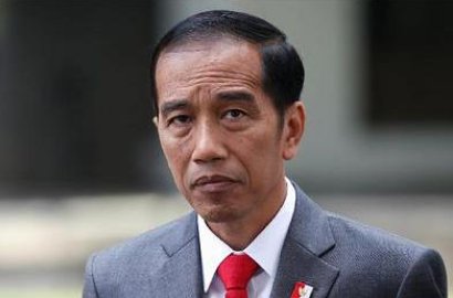 Dikucilkan Sejumlah Negara Arab, Jokowi Hubungi Emir Qatar Sheikh Tamim