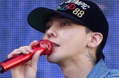 Nekat Naik Panggung dan Peluk GD di Konser, Penonton Ini Bikin Fans Geram